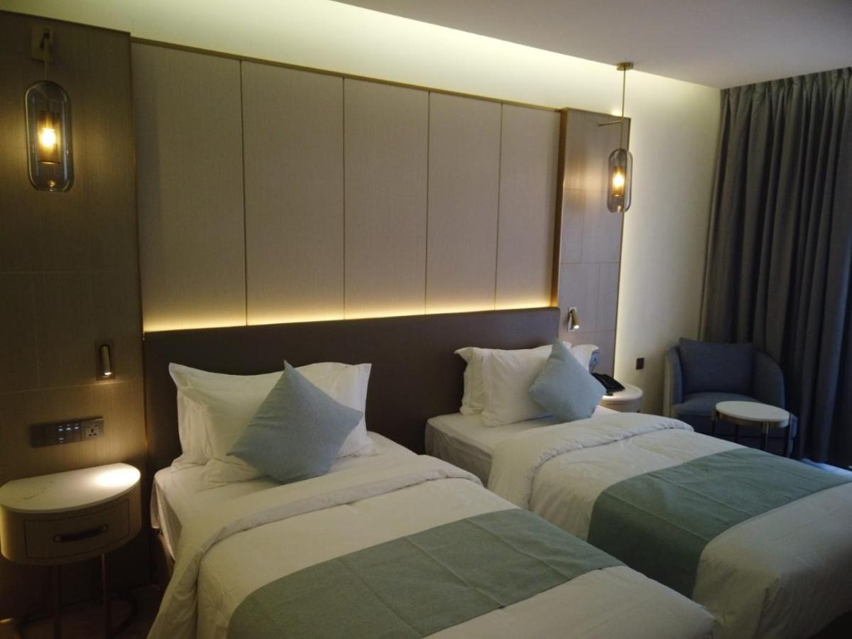 H Luxury Отель