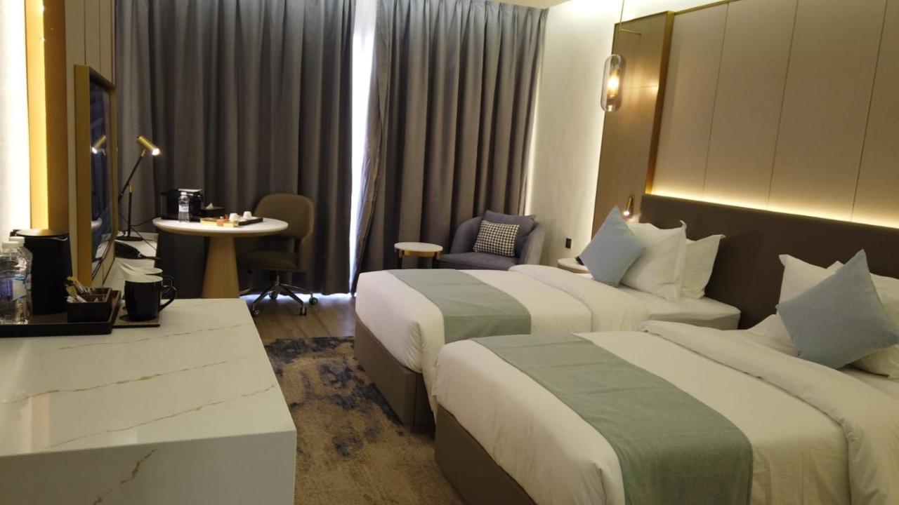 H Luxury Отель 5*